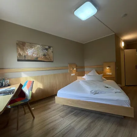Waldesruh Otel 3*