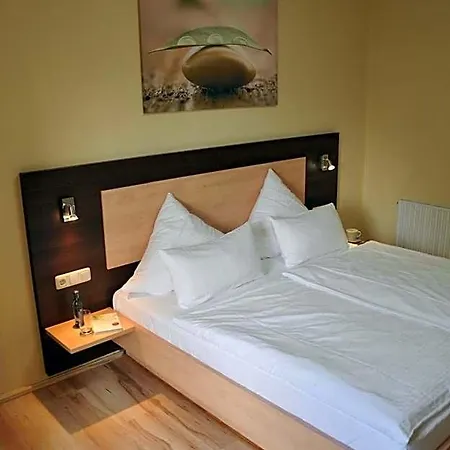 Hotel Waldesruh 3*