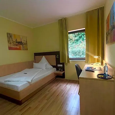 Waldesruh Hotel 3*